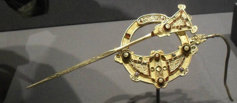 tara brooch