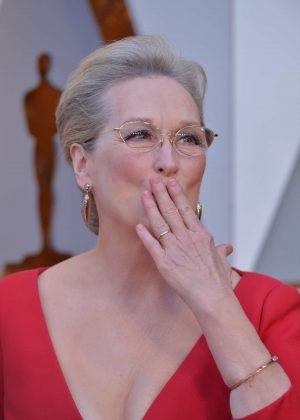 meryl-streep-2018-academy-awards-04-300x420