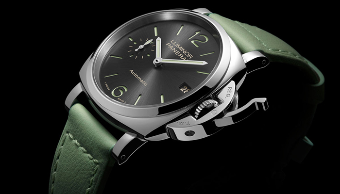 A closer look at the crown of the Panerai Luminor Due Collection