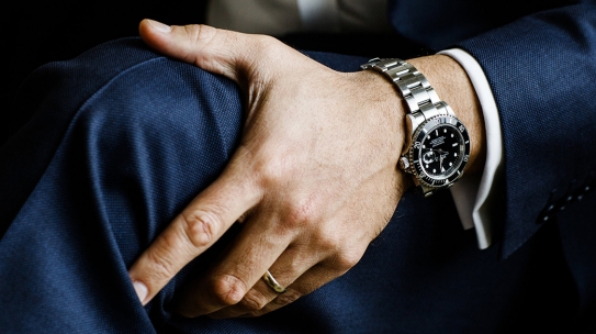 5 Sports Watches You Can Still Wear with a Suit