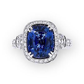 David Gross Blue Sapphire set in a platinum ring with two near colorless half-moon mixed cuts