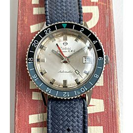 Vintage Zodiac Aerospace GMT Automatic Blue and Black Bezel Silver Dial Watch