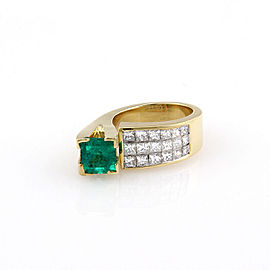 Estate 18K Yellow Gold 2ct Emerald & Invisible Set Diamond Fashion Ring