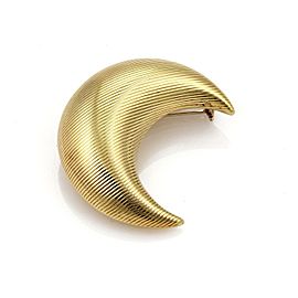 18k Yellow Gold Grooved Design Large Puffed Half Moon Brooch Pin