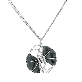 Stephen Webster 18k White Gold 1.07 Cttw Diamonds Quartz Pendant Ledies Necklace