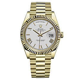 Rolex Day Date 40 18K Gold Roman Bevelled White Dial President Watch