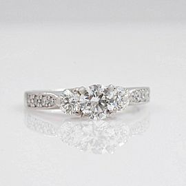 Round Diamonds Three-Stone Engagement Ring 1.00 tcw in Platinum