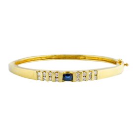 14K Yellow Gold 0.56Ct GVS1 Diamond 0.30Ct Sapphire Bangle