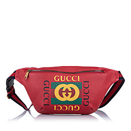 Gucci Logo Leather Belt Bag