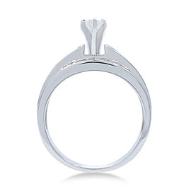 14K White Gold Diamond Engagement Ring