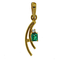 18K Yellow Gold Emerald & Diamond Pendant