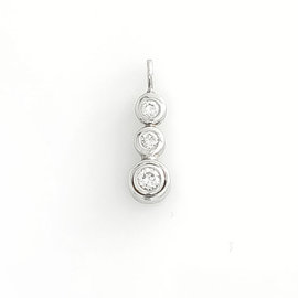 14K White Gold Diamond Pendant