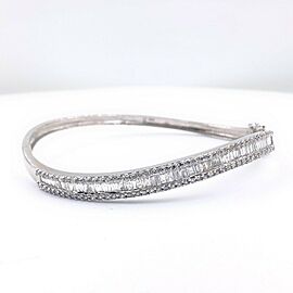 Round and Baguette Diamonds 2.20 tcw Bracelet Bangle 14K White Gold