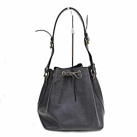 LOUIS VUITTON Black Epi Noir Petit Noe Drawsting Bucket Hobo 868924