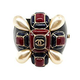 CHANEL - Gripoix Byzantine Cross Pearl CC Logo Cuff Rare Bracelet