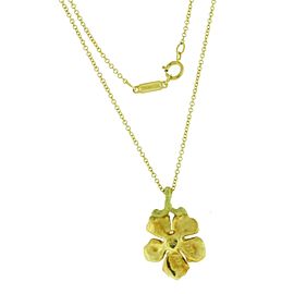 Vintage Tiffany & Co flower necklace in 18k yellow gold in very good condition