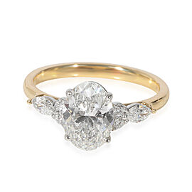 Oval Diamond Engagement Ring in 18k Gold/Platinum