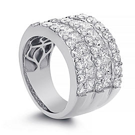 Cocktail Ring with 4.41ct. of Total Diamond Weight