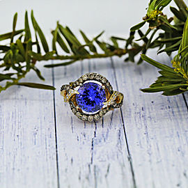 Fashion Cocktail Ring Features Main Blue Sapphire and Approx. 0.50ct of side DIA