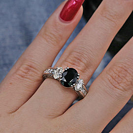 Beautiful 14k W Gold Cocktail Ring with 2.00ct. Black Sapphire and 1.25ct. DIA