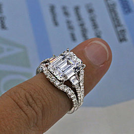 Great 18k White Gold Engagement Ring with Diamonds 6.29ct.