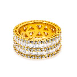 LADIES 14K YELLOW GOLD RING WITH 8.67 CT BAGUETTE AND ROUND CUT DIAMONDS