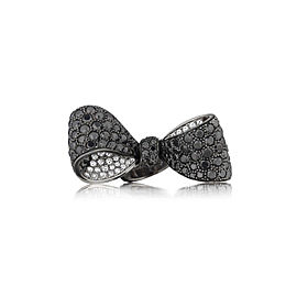 Bow Black & White Diamond Ring