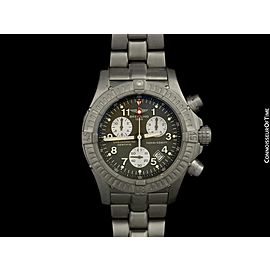 BREITLING AVENGER M1 Chronograph