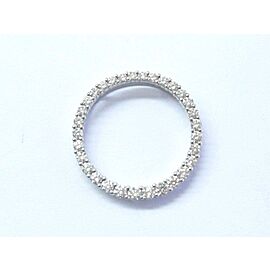 18Kt Round Cut Diamond White Gold Circular Pendant