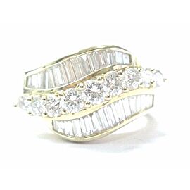 Fine Round & Baguette Diamond Yellow Gold Jewelry Ring