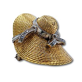 18 Karat Yellow Gold and Diamond Straw Hat Brooch