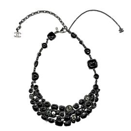 CHANEL - Gripoix Bib Plate CC 09P Strass Crystal - Ruthenium, Black - Necklace