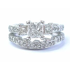 Fine Princess & Round Cut Diamond 3-Stone White Gold Engagement