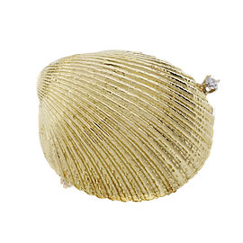 Clam Sea Shell Diamond Pin 18k Yellow Gold Diamond