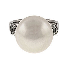 18K White Gold Cultured Pearl & 0.38ct Diamond Ring Size 6