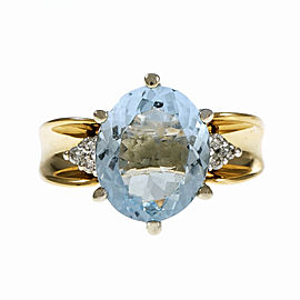 14K Yellow Gold with 4.00ct. Oval Aquamarine & 0.06ct. Diamond Ring Size 8