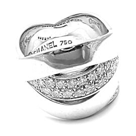 CHANEL 18k WHITE GOLD DIAMOND BAND RING