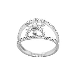 18k White Gold and Diamond Ring