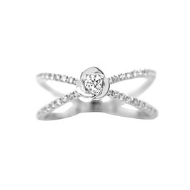 18k White Gold and Diamond Ring