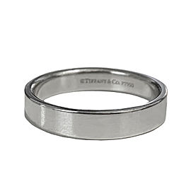 Tiffany&Co. Essential Platinum Ring, 4mm