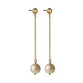 Yossi Harari Jewelry Roxanne 18k Gold Cultured Pearl Chain Mica Earrings