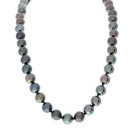 Tahitian Black Pearl and Diamond 14 Karat White Gold Necklace