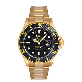 Rolex Submariner Black Pre-Owned 16618