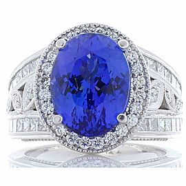 5.48 Carat Oval Tanzanite and Diamond Cocktail Ring in 18 Karat White Gold