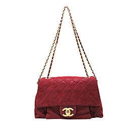 Chanel Chic Quilt Lambskin Leather Shoulder Bag