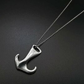 TIFFANY & Co. silver vintage anchor necklace