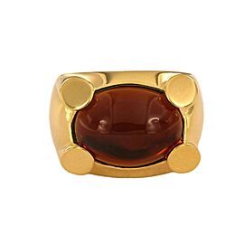 Yellow Gold Ring with Cabochon Garnet