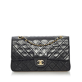 CHANEL Medium Classic Lambskin Double Flap