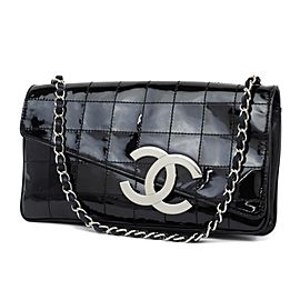 Chanel Quilted Chocolate Bard Jumbo Logo Diagonal Chain Flap 233778 Black Patent Leather Shoulder Bag