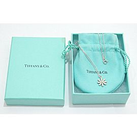 TIFFANY & Co Sterling Silver Matte Daisy Pendant Necklace LXGoods-178